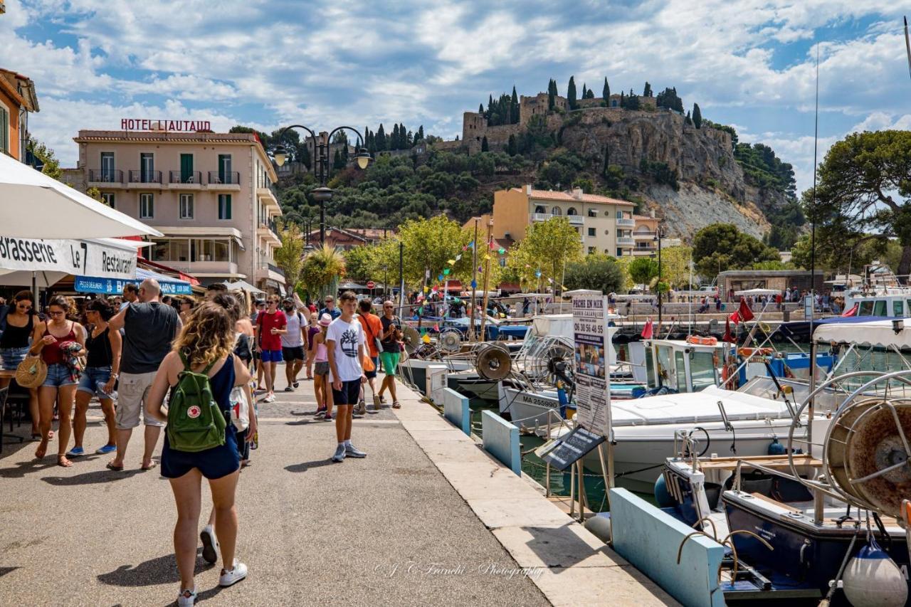 Villa La Grande Bastide Piscine Et Tennis Collectif Κασί Εξωτερικό φωτογραφία